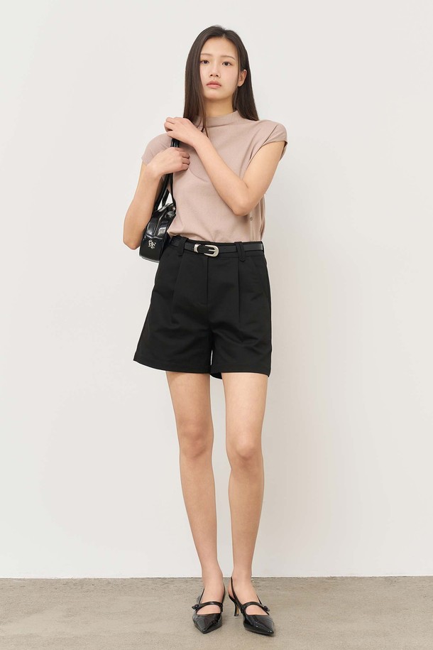 GENERAL IDEA - 쇼트팬츠 - [25SS] WOMAN 코튼 핀턱 쇼츠 [BLACK] / WBE2L12509