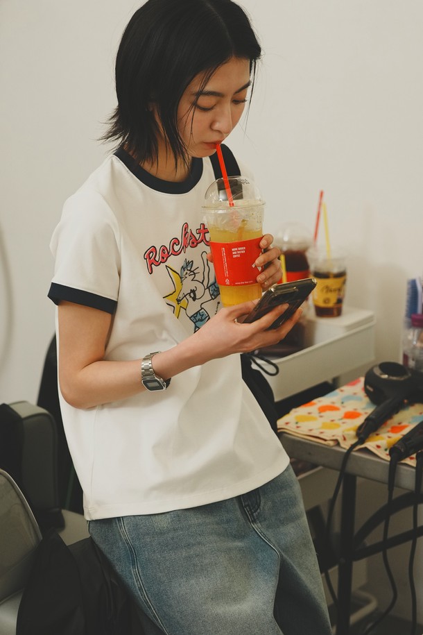 GENERAL IDEA - 반소매 티셔츠 - [25SS] WOMAN 락스타 레귤러 링거 티셔츠 [WHITE] / WBE2L01534