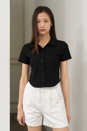[25SS] WOMAN 오픈 카라 리브드 하프 셔츠 [BLACK] / WBE2L03516