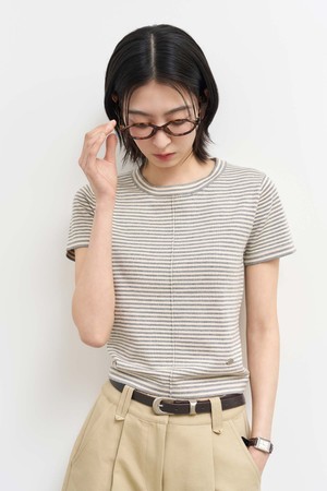 [25SS] WOMAN 스트라이프 크루넥 하프 니트 [GREY] / WBE2L05543