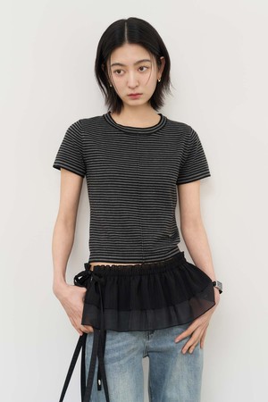 [25SS] WOMAN 스트라이프 크루넥 하프 니트 [BLACK] / WBE2L05543