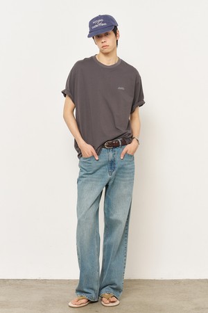 [25SS] UNISEX 웨스턴 레귤러 반팔티 [CHARCOAL] / SBE2U01011