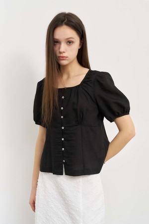 [25SS] WOMAN 셔링 퍼프 자개 버튼 블라우스 [BLACK] / WBE2L03525
