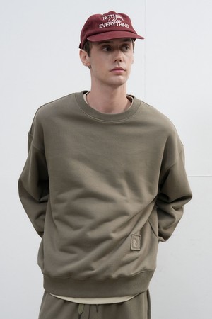 [25FW] UNISEX 코튼 로고 루즈핏 맨투맨 [2COL] / SBE3U51003