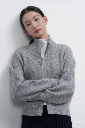 [25FW] WOMAN 하이넥 하찌 집업 가디건 [3COL] / WBE4L04532