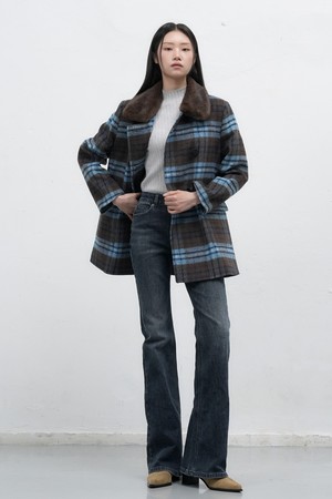 [25FW] WOMAN 퍼카라 체크 하프 울 코트 [BROWN] / WBE4L10518