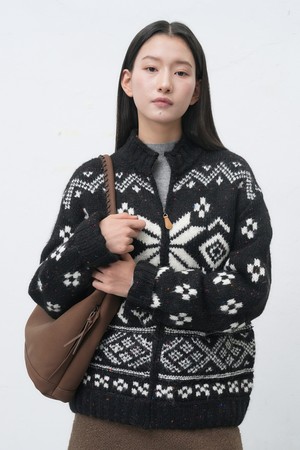 [25FW] UNISEX 하이넥 노르딕 집업 가디건 [2COL] / SBE4U04017