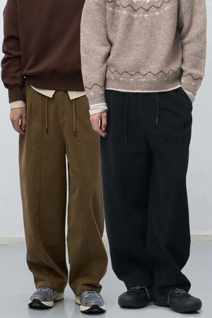 [25FW] MAN 커브드 치노 팬츠 [2COL] / SBE4U11012