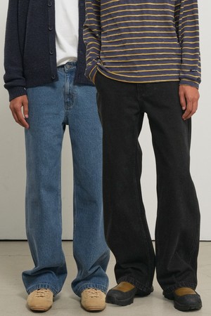 [26SS] MAN 스트레이트 핏 데님 팬츠 [2COL] / GF1MPT005