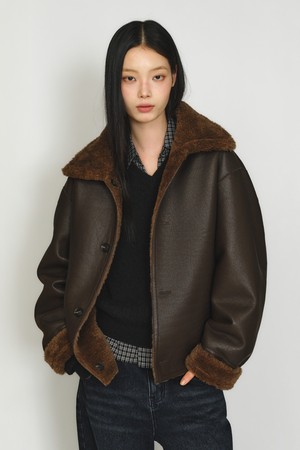 [아르노] UNISEX 리버서블 시어링 버튼 무스탕 [2COL] / GF4UJP014