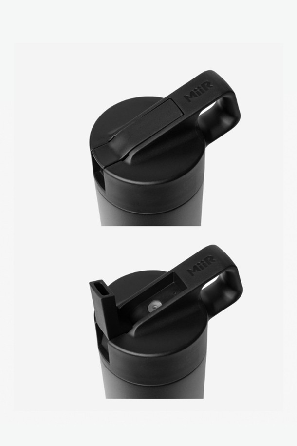 [미르] 릭프루트 빨대 뚜껑은 음료를 즐길 때 편리하게 사용할 수 있는 주방용품입니다. 플라스틱 소재로 제작되었으며, 빨대 홀더 기능이 있어 빨대를 고정하여 음료를 더욱 깔끔하게 마실 수 있습니다. 화이트 색상과 2가지 색상 옵션으로 제공되어 취향에 맞게 선택 가능합니다.
