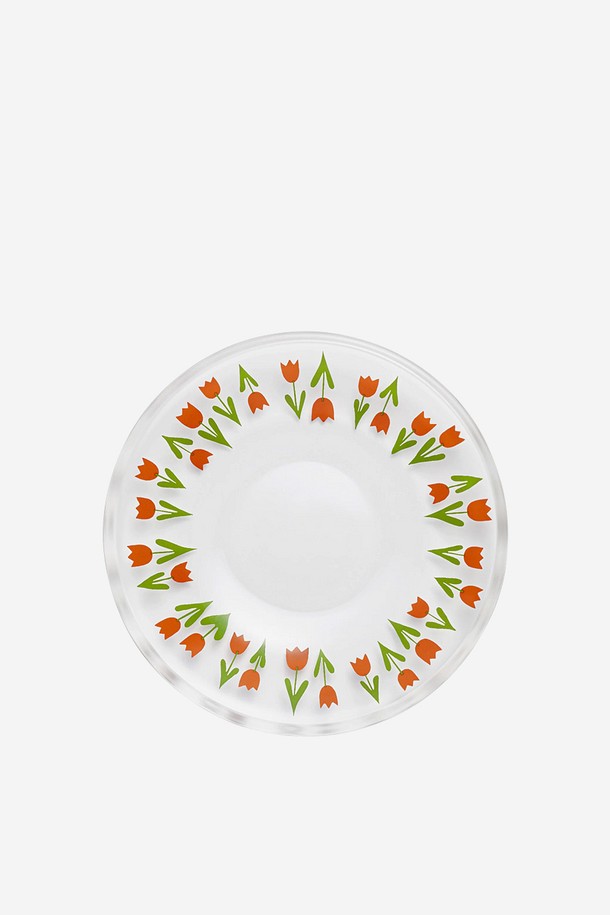 아데리아 플레이트 120 - 튤립은 유리 소재의 접시입니다. 튤립, 화이트, 스카이블루, 옐로우, 오렌지 컬러로 출시되었으며, 플라워 및 스트라이프 무늬가 특징입니다. 일상생활에서 다양한 음식을 담아내기 좋은 디자인입니다. 아데리아 플레이트 120으로 식탁에 화사함을 더해보세요.
