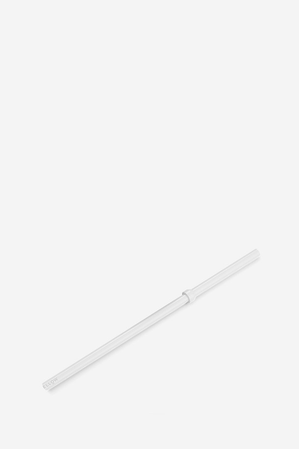 펠로우 카터 콜드 스트로우 16oz (매트 화이트)는 시원한 음료를 즐기기에 완벽한 텀블러 빨대입니다. 16oz (473ml) 용량의 이 제품은 Tritan 소재로 제작되어 내구성이 뛰어나며, 누수 방지 기능으로 내용물이 새는 것을 막아줍니다. 매트 화이트 컬러는 세련된 디자인을 더하며, Carter Hold 뚜껑과 호환되어 편리하게 사용할 수 있습니다. 빨대 홀더가 포함되어 있어 위생적으로 보관할 수 있으며, 지름 8 x 높이 263mm의 크기로 휴대성이 좋습니다. 직사광선과 충격을 피해 관리하여 오랫동안 사용하세요.
