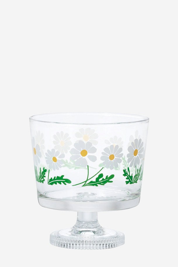 아데리아 딥 볼 윗 스템(285ml) - 노바나는 디저트, 음료, 장식용으로 활용 가능한 유리컵/글라스입니다. 투명, 화이트, 스카이블루, 레드 컬러에 플라워, 동물 패턴의 프린트가 돋보이는 디자인입니다. 285ml 용량의 고블렛 형태로, 스템(받침)과 빈티지 스타일이 엘레강스한 분위기를 자아냅니다. 식기 안전 기능과 함께 장식용 포장으로 소장 가치를 더합니다.
