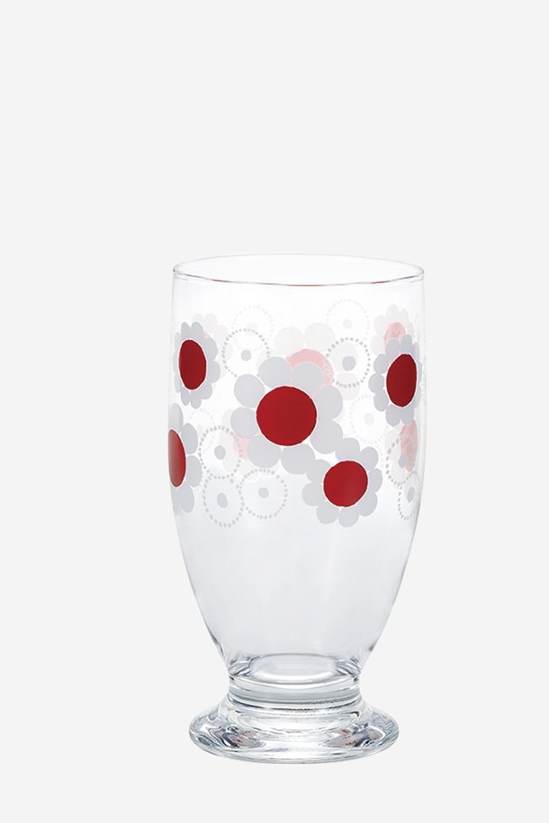 아데리아 텀블러 윗 스탠드 335ml - 달리아는 335ml 용량의 소다유리 텀블러/유리컵입니다. 레트로 플라워 프린트 디자인과 달리아 컬러가 돋보이며, 라운드형 스탠드 디자인으로 안정적인 사용감을 제공합니다. 화이트, 스카이블루, 레드 컬러 패턴이 조화롭게 어우러진 수공예 제품입니다. 음료, 파르페 등을 담아 카페 분위기를 연출하며, 스탠드 베이스가 있어 더욱 특별합니다. 내열유리가 아니므로 급격한 온도 변화와 화기에 주의하여 사용하십시오.
