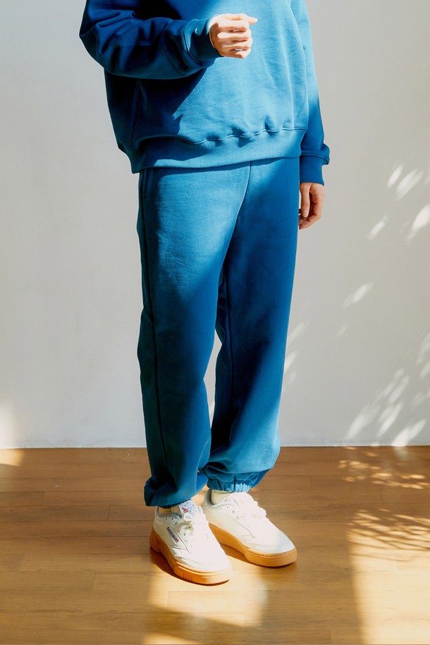 MARJI HOUSE - 캐주얼팬츠 - Vintage logo sweat pants Blue