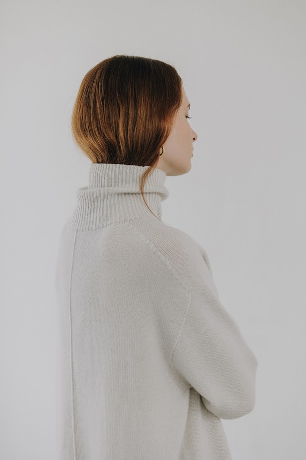 LEHEE - 니트/가디건 - <재입고> cashmere100%(italy yarn) - turtle knit (ivory)