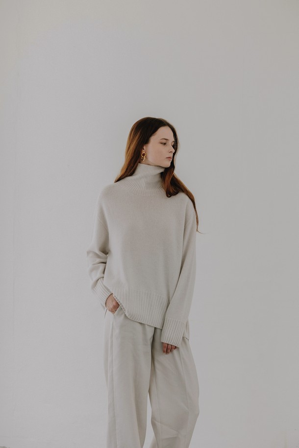 LEHEE - 니트/가디건 - <재입고> cashmere100%(italy yarn) - turtle knit (ivory)