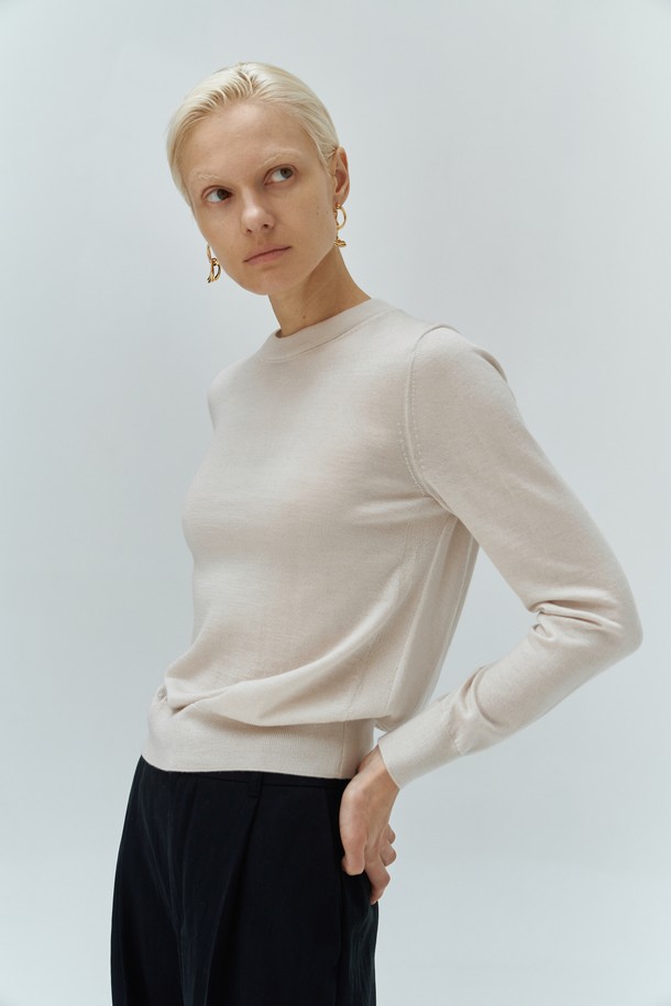 LEHEE - 스웨터 - silk round pullover(ivory)-cashmere 70% + silk 30%-