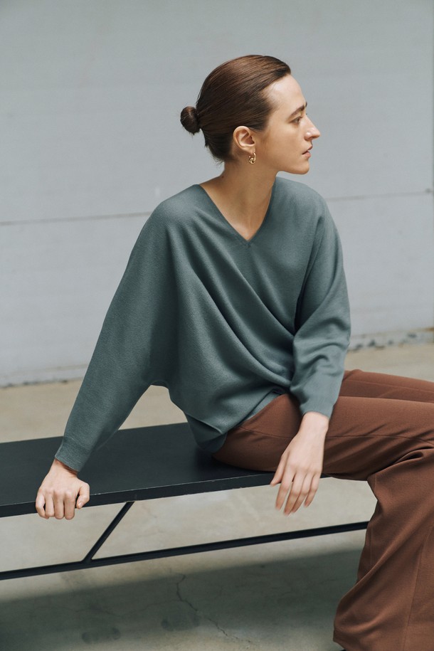 LEHEE - 스웨터 - v-neck  loose pullover (d/green) -Merino Mercerized Wool 100% -