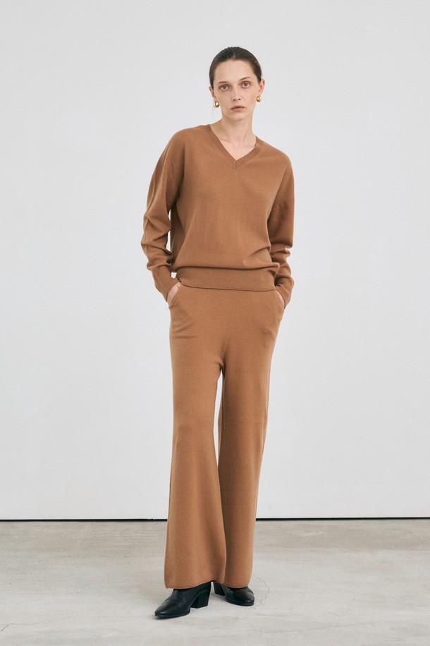 LEHEE - 스웨터 - V-neck pullover - italy cashmere 20% (camel)