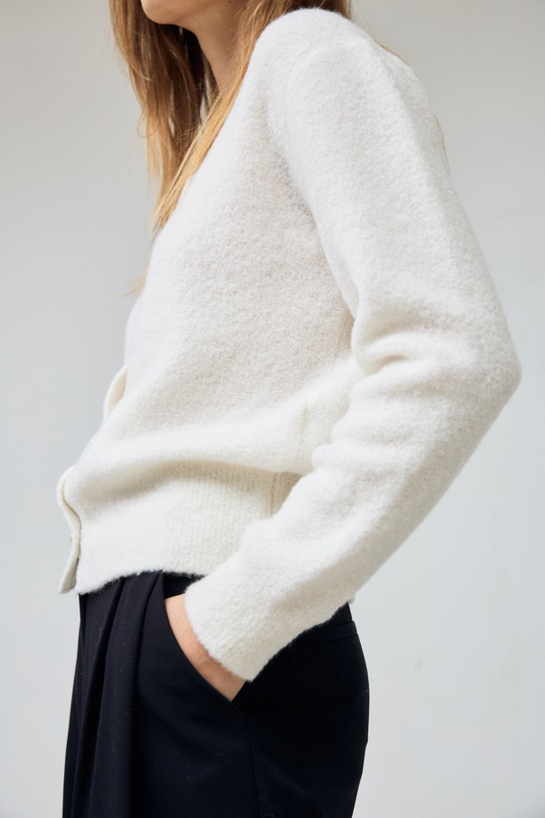 LEHEE - 가디건 - boucle cardigan - italy cashmere 90% (ivory)