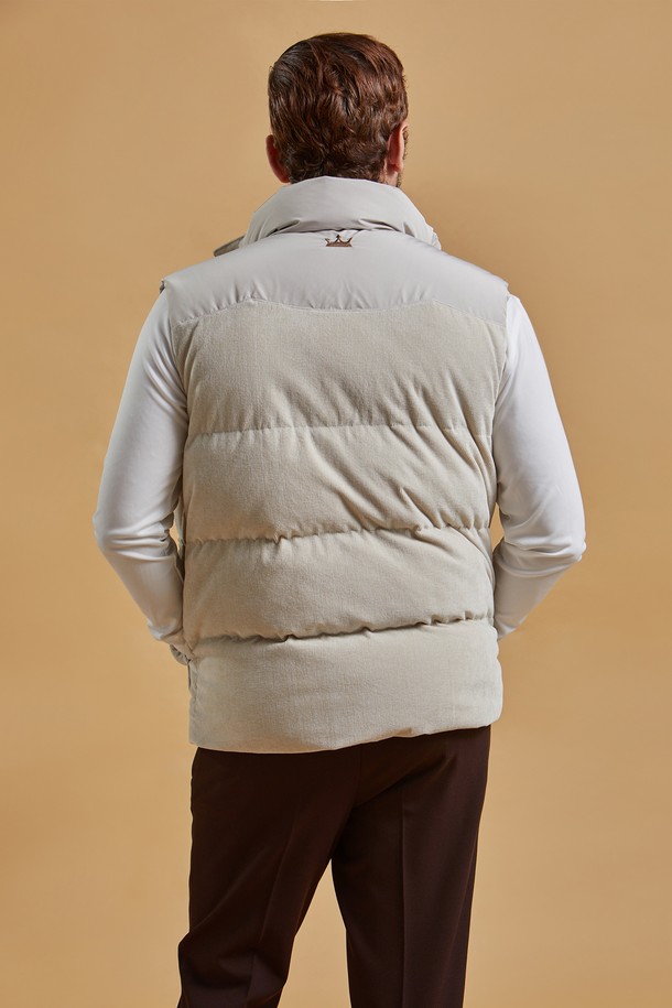 상품 슬라이드 이미지 0