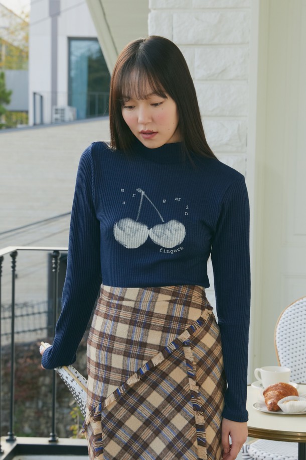 MARGARIN FINGERS - 긴소매 티셔츠 - [22WINTER] CHERRY RIB HIGHNECK TOP (NAVY)