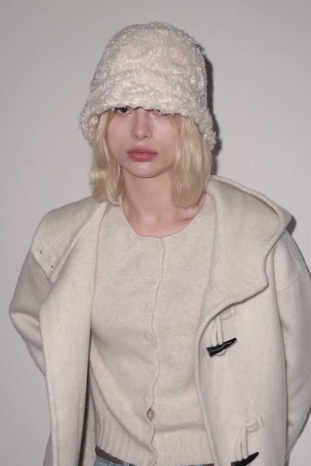 MARGARIN FINGERS - 모자 - [23WINTER] FURRY BUCKET HAT (CREAM)