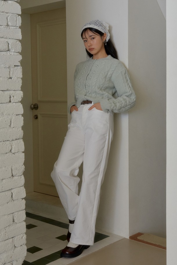 MARGARIN FINGERS - 롱/미디팬츠 - [24FW] FRILL POCKET PANTS (WHITE)