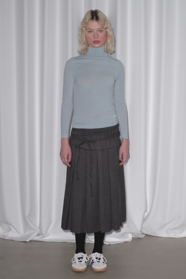 MARGARIN FINGERS - 롱스커트 - [24WINTER] STRING PLEATS SKIRT (CHARCOAL)