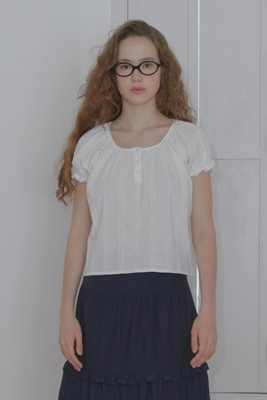 [24SUMMER] NECK SHIRRING BLOUSE (WHITE)