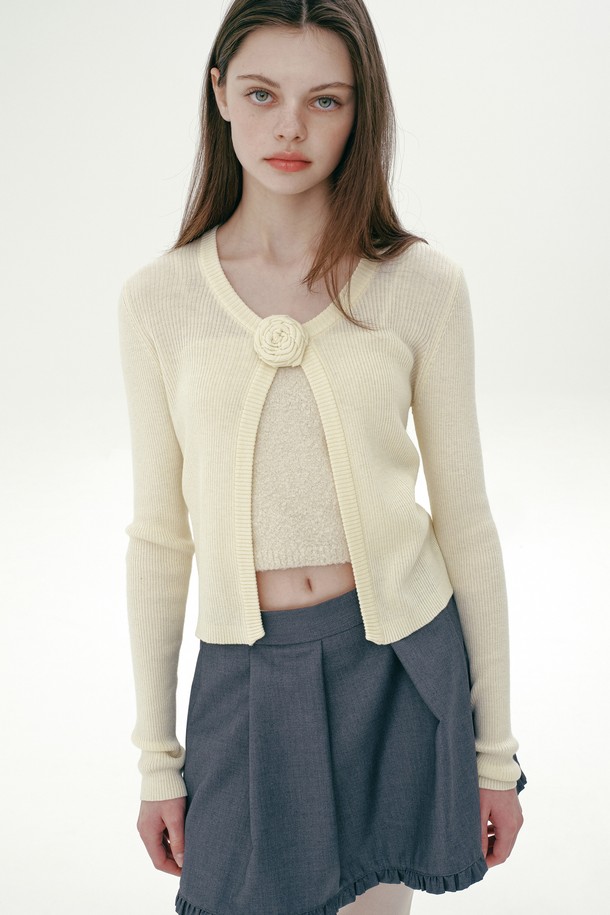 MARGARIN FINGERS - 가디건 - [25SP] ROSE CORSAGE CARDIGAN (LIGHT YELLOW)