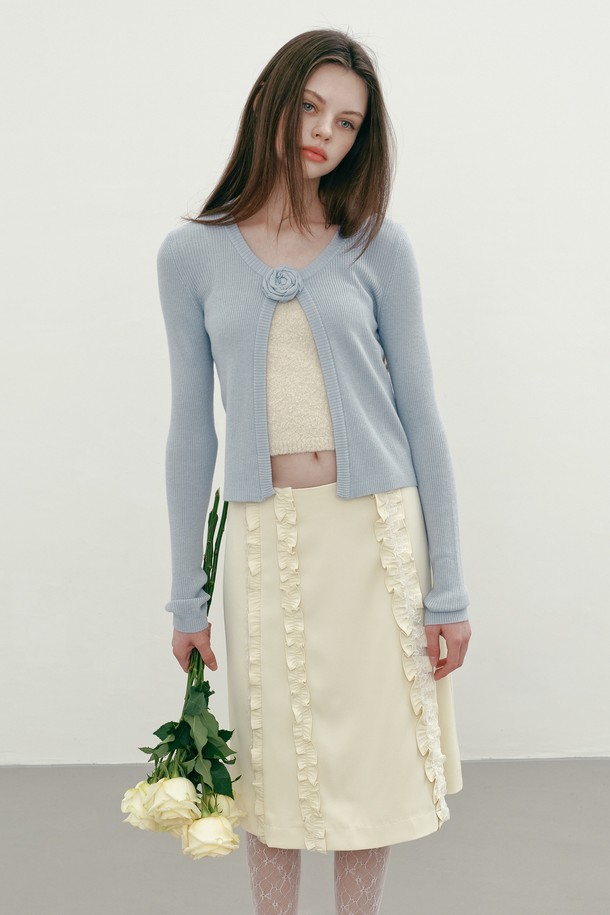 MARGARIN FINGERS - 가디건 - [25SP] ROSE CORSAGE CARDIGAN (LIGHT BLUE)