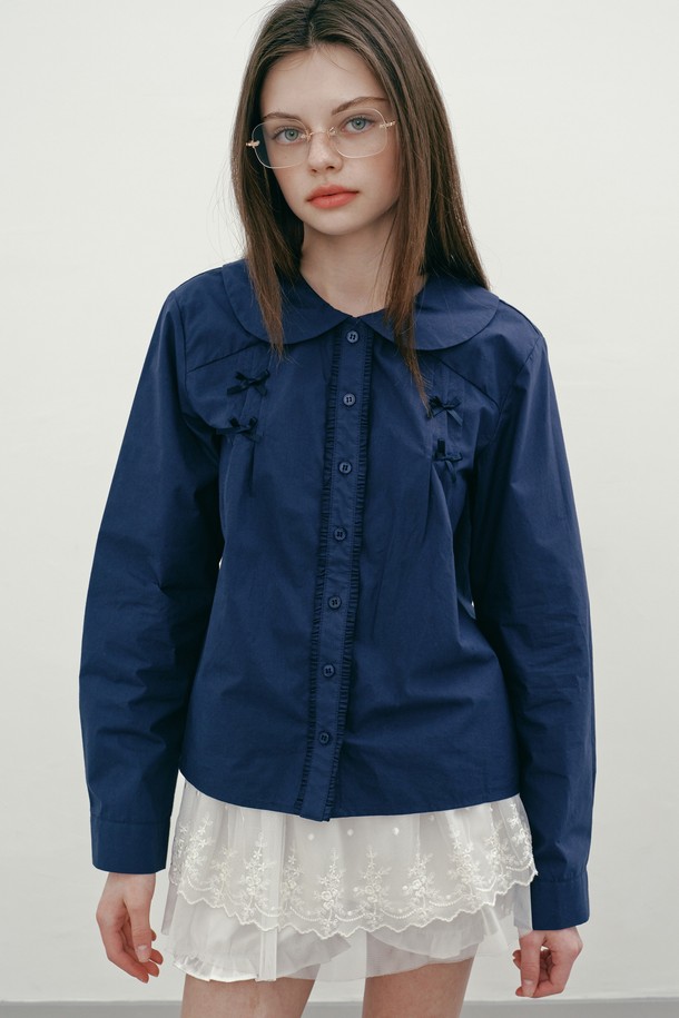 MARGARIN FINGERS - 블라우스 - [25SP] RIBBON PINTUCK BLOUSE (NAVY)