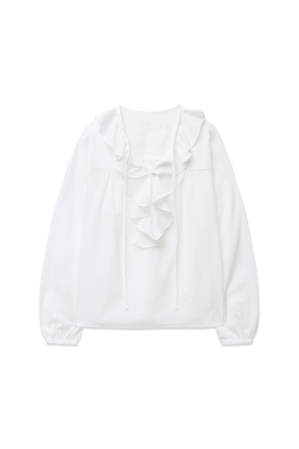 [25FW] 러플 스트랩 블라우스 (화이트)는 여성스러운 무드를 연출하는 블라우스입니다. 프릴 넥과 러플 디테일이 페미닌한 분위기를 더하며, 스트랩 디자인으로 포인트를 주었습니다. 봄, 가을 시즌에 활용하기 좋으며, 레귤러 핏의 긴소매 디자인입니다. 데이트룩, 출근룩, 모임룩 등 다양한 TPO에 클래식, 미니멀, 로맨틱 스타일로 매치하여 세련된 룩을 완성해보세요.
