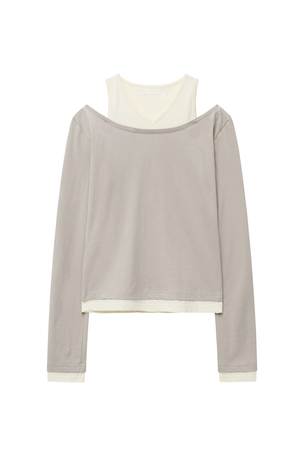 25FW 레이어드 컷아웃 티셔츠 (라이트 그레이)는 여성용 티셔츠입니다. 모던하고 미니멀한 스타일로, 봄, 가을에 착용하기 좋습니다. 슬림핏의 긴소매 라운드넥 디자인이며, 부드러운 면 소재로 제작되었습니다. 숄더 라인 컷아웃 디테일과 소매, 네크라인 배색, 레이어드 디자인이 특징이며, 약간의 비침이 있습니다. 데이트룩, 카페룩, 미니멀, 클래식, 캐주얼 스타일을 연출하기에 적합합니다.
