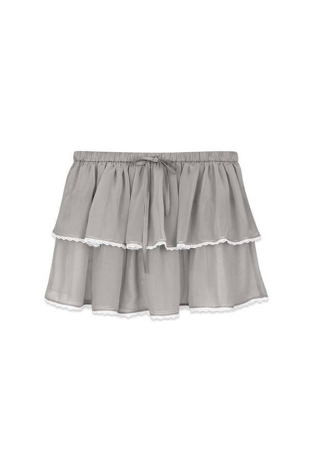 [25FW] 레이스 시폰 캉캉 스커트 (그레이)는 여성스러운 매력을 강조하는 스커트입니다. 가을과 겨울에 어울리는 우아하고 엘레강스한 스타일로, 레이스 패턴과 A라인 핏이 특징입니다. 얇은 두께의 부드러운 시폰 소재와 캉캉 디자인이 돋보이며, 시스루 디테일이 은은한 분위기를 연출합니다. 밴딩 처리로 편안하게 착용 가능하며, 데이트룩, 모임룩, 겨울 데일리룩 등 다양한 TPO에 활용할 수 있습니다. 클래식, 로맨틱, 미니멀 스타일을 즐기는 분들께 추천합니다.
