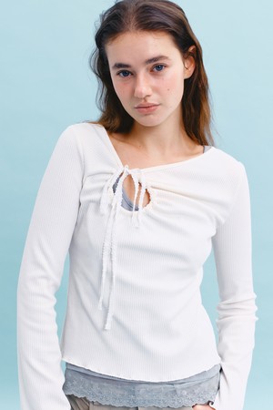 [26SPRING] LACE DETAIL SLEEVELESS (BLUE)