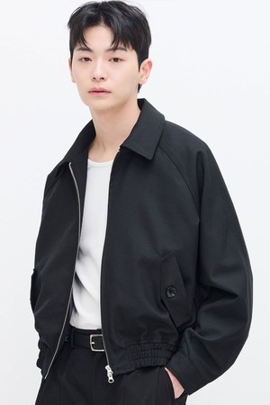 테일러드 크롭 울 블루종 자켓