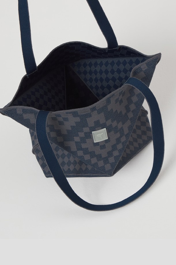 softromaine - 토트백 - Square Origami Knit Tote