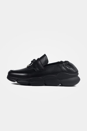 Lian, Black