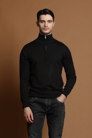 소프트 반집업 니트 M-QNIT50