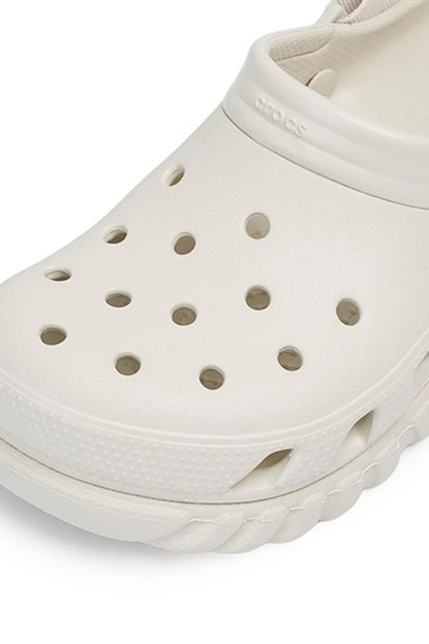 CROCS - 샌들/슬리퍼 - 크록스 듀엣 맥스 II 클로그 스투코 208776-160