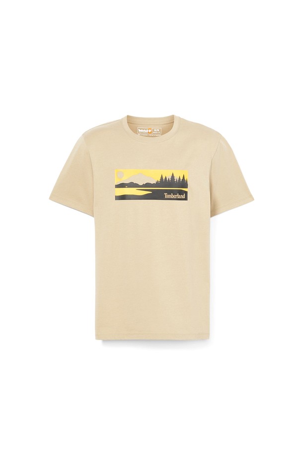 남성 로고 캐주얼 반팔 티셔츠 베이지_TB0A2QGQDH41은 부드러운 면 소재로 제작되어 편안한 착용감을 선사합니다. 라운드넥 디자인과 레귤러 기장으로 어떤 스타일에도 잘 어울리며, 캐주얼한 무드를 연출합니다. 봄, 여름 시즌에 적합하며, 그래픽 프린트와 로고 패턴이 돋보이는 디자인입니다. 얇은 두께감으로 시원하게 입을 수 있으며, 일상복으로 활용하기 좋습니다. 베이지 컬러는 다양한 하의와 매치하기 용이하여 활용도가 높습니다.
