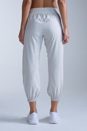 (여성) 에어로 하이 라이즈 우븐 조거 팬츠_WR7206BHBM-SRF