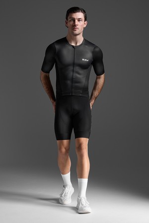 (남성) 에어로 헥스 트라이 슬리브드 탑_MT7395ABLK-WHT