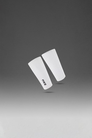 (공용) 라이트 스피드 에어로 카프 가드_UT7600BWHT-BLK