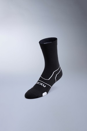 (공용) 벡터 라이트 쿠션 크루 삭스_UA7005EBLK-WHT