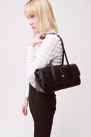 Mignon Baguette bag black